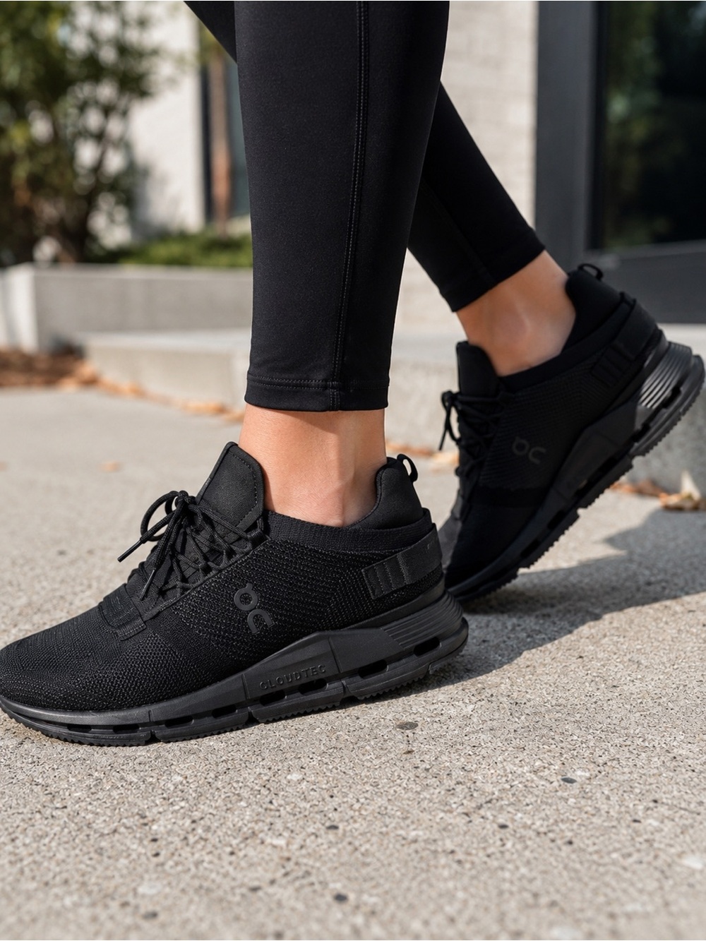 On Running Cloudnova Triple Black Women’s 8 Running Walking Shoes EU 39